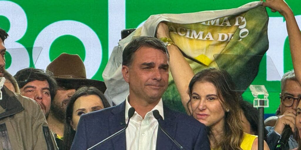 pl-oficializa-candidatura-de-flavio-bolsonaro-a-presidencia
