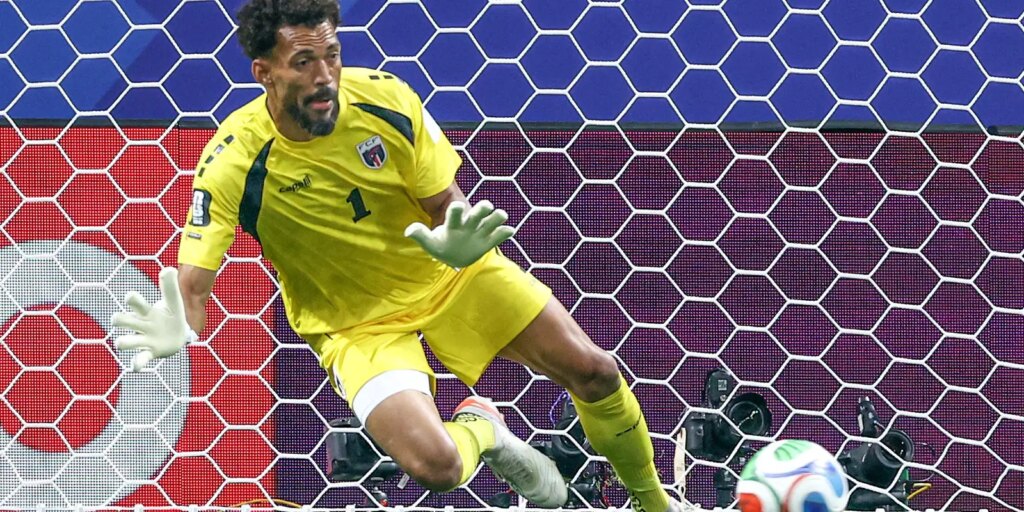 vozinha,-goleiro-de-cabo-verde-na-copa,-acerta-com-colo-colo-do-chile