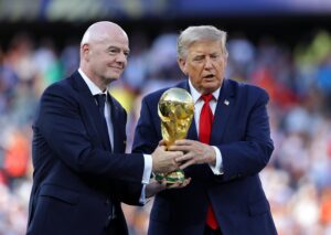 coi-rejeita-denuncia-contra-infantino-por-suposta-interferencia-politica-durante-a-copa