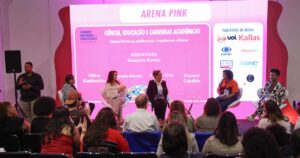 summit-mulheres-nas-profissoes:-‘ia-nao-vai-substituir-o-professor’,-afirmam-especialistas