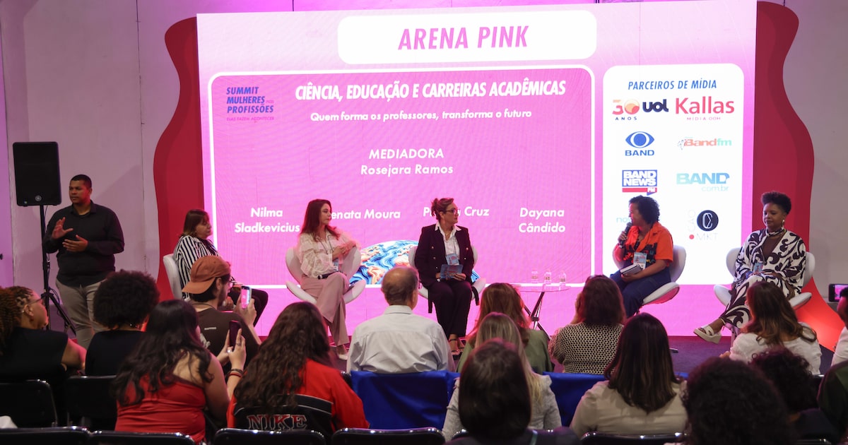 summit-mulheres-nas-profissoes:-‘ia-nao-vai-substituir-o-professor’,-afirmam-especialistas