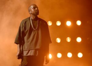 kanye-west-anuncia-shows-na-russia-e-ingressos-esgotam-em-poucas-horas