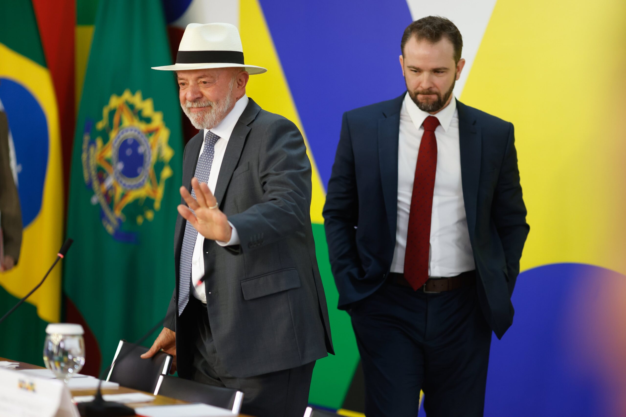 flavio-aciona-tse-contra-durigan-por-atuacao-de-ministro-em-campanha