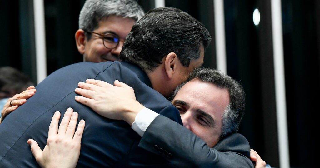 alcolumbre-indica-rodrigo-pacheco-para-vaga-no-tcu