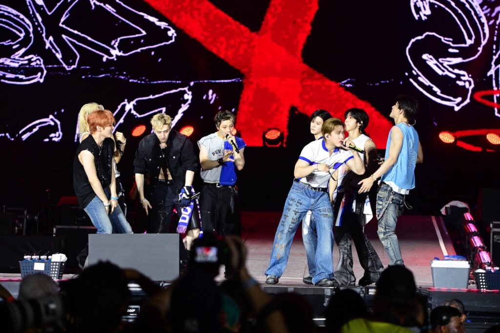 jovem-de-16-anos-morre-antes-de-show-do-stray-kids-na-argentina