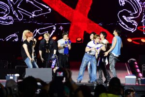 jovem-de-16-anos-morre-antes-de-show-do-stray-kids-na-argentina