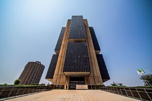 priorizar-visao-do-mercado-financeiro-pode-ajudar-a-manter-selic-elevada