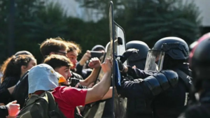 por-que-a-nova-onda-de-protestos-estudantis-assusta-o-governo-frances