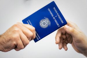 fim-da-escala-6×1:-entenda-como-ficou-a-proposta-apos-aprovacao-no-senado