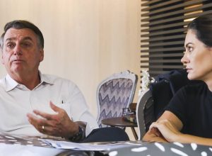 bolsonaro-diz-que-michelle-‘nao-e-bolsonarista’-e-tem-autonomia-para-decidir-futuro-politico
