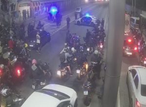 motorista-e-passageiro-de-onibus-sao-baleados-durante-megaoperacao-policial-no-rio