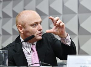 condenado-com-zambelli,-delgatti-pede-para-cumprir-pena-em-regime-semiaberto