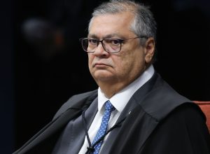 pf-indicia-mulher-que-tentou-agredir-flavio-dino-durante-voo pf-indicia-mulher-que-tentou-agredir-flavio-dino-durante-voo