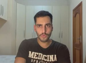 estudante-de-medicina-da-ufrj-descobre-que-estava-morto-no-sus-ao-tentar-se-vacinar
