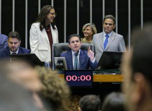 pec-da-blindagem-pode-barrar-acoes-contra-corrupcao-no-uso-de-emendas pec-da-blindagem-pode-barrar-acoes-contra-corrupcao-no-uso-de-emendas