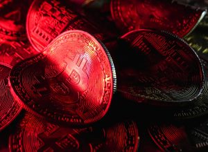 bitcoin-hoje:-criptomoeda-despenca-para-us$-112-mil-e-tem-oportunidade-de-compra,-diz-analista