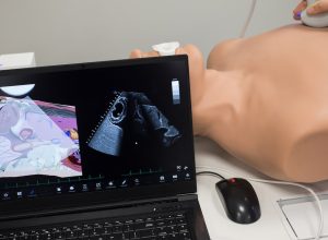 nota-media-de-alunos-de-medicina-no-enem-cai;-veja-quanto