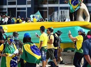 cientista-politico-ve-onda-bolsonarista-enfraquecida-apos-condenacao cientista-politico-ve-onda-bolsonarista-enfraquecida-apos-condenacao