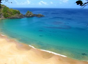 escadaria-e-faixa-de-areia-da-praia-do-sancho-sao-interditadas-para-manutencao-geologica-em-noronha escadaria-e-faixa-de-areia-da-praia-do-sancho-sao-interditadas-para-manutencao-geologica-em-noronha