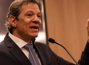 haddad:-atrelar-votacao-da-isencao-do-ir-a-da-anistia-e-loucura haddad:-atrelar-votacao-da-isencao-do-ir-a-da-anistia-e-loucura