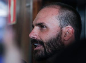 moraes-diz-que-eduardo-bolsonaro-esta-nos-eua-para-fugir-da-lei moraes-diz-que-eduardo-bolsonaro-esta-nos-eua-para-fugir-da-lei