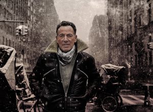 na-estreia-de-‘springsteen:-salve-me-do-desconhecido’,-cantor-fala-que-vivemos-em-‘epoca-perigosa’ na-estreia-de-‘springsteen:-salve-me-do-desconhecido’,-cantor-fala-que-vivemos-em-‘epoca-perigosa’
