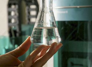 cfm-cobra-reforco-da-fiscalizacao-apos-intoxicacoes-por-metanol cfm-cobra-reforco-da-fiscalizacao-apos-intoxicacoes-por-metanol