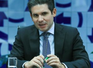 hugo-motta-confirma-para-hoje-votacao-de-isencao-do-imposto-de-renda hugo-motta-confirma-para-hoje-votacao-de-isencao-do-imposto-de-renda