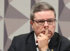 tcu-gasta-r$-770-mil-com-reforma-de-apartamento-funcional-de-anastasia-‘autoridade’ tcu-gasta-r$-770-mil-com-reforma-de-apartamento-funcional-de-anastasia-‘autoridade’