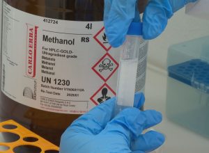 entenda-como-funcionam-os-antidotos-contra-metanol-comprados-pelo-governo-brasileiro entenda-como-funcionam-os-antidotos-contra-metanol-comprados-pelo-governo-brasileiro