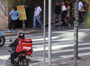 votacao-de-vinculo-entre-motoristas-e-apps-sera-em-30-dias,-diz-fachin votacao-de-vinculo-entre-motoristas-e-apps-sera-em-30-dias,-diz-fachin