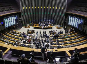 camara-aprova-urgencias-para-votacao-de-projetos-com-foco-em-educacao camara-aprova-urgencias-para-votacao-de-projetos-com-foco-em-educacao