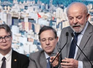 lula-critica-decisao-do-congresso-de-nao-taxar-mais-ricos,-bets-e-fint lula-critica-decisao-do-congresso-de-nao-taxar-mais-ricos,-bets-e-fint