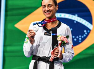 milena-titoneli-e-prata-no-mundial-de-taekwondo,-o-3o-podio-do-brasil
