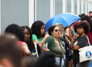 enem-2025:-candidatos-fazem-provas-do-segundo-dia-ate-18h30