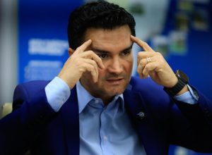 sabino-amplia-confronto-com-uniao-brasil,-reafirma-apoio-a-lula-e-diz-‘nao-dever-nada-a-ninguem’