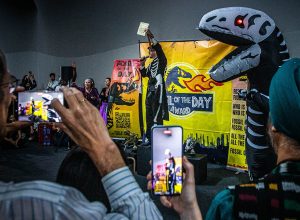 cop30:-russia-leva-‘fossil-do-dia’-enquanto-ue-e-arabia-saudita-conquistam-o-‘trofeu-colossal’