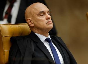 moraes-nega-uso-de-slides-pela-defesa-de-filipe-martins-em-julgamento-do-golpe-no-stf