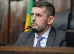 ‘nao-estou-aqui-para-entregar-colega,-nem-para-proteger’,-diz-bacellar-sobre-th-joias-em-depoimento