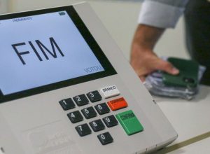 eleicoes-2026:-uso-das-urnas-eletronicas-no-brasil-completa-30-anos