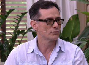 enrique-diaz-fala-sobre-nao-ter-nascido-no-brasil:-“vim-com-dois-anos”