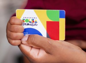 caixa-paga-bolsa-familia-a-beneficiarios-com-nis-de-final-9
