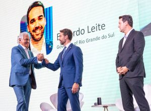 alem-de-impactos-para-lula-e-flavio,-ida-de-caiado-ao-psd-afeta-corrida-ao-senado-e-ate-a-de-2030