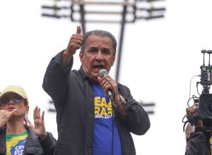 silas-malafaia-diz-que-eduardo-‘calado’-ajuda-mais-na-campanha-de-flavio-do-que-‘falando-asneira’