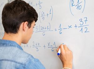 nota-dos-alunos-de-sp-melhora-em-matematica:-quais-estrategias-ajudaram-no-resultado?