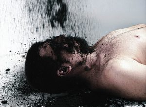 voz-do-forro-lgbtqia+,-getulio-abelha-faz-‘a-cova’-ao-completar-‘autopsia’