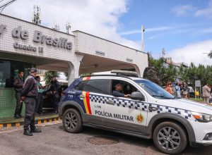 moraes-nega-livre-acesso-de-filhos-de-bolsonaro-a-prisao-domiciliar