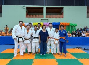 a-cidade-onde-professor-ganha-mais-que-medico-e-criancas-tem-aula-de-judo-com-campea-olimpica