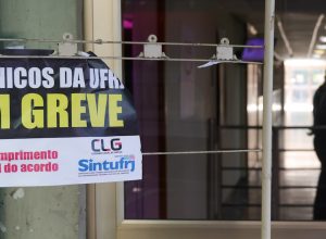 greve-atinge-mais-de-50-universidades-federais;-entenda-disputa-entre-servidores-e-governo-lula