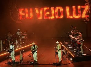 gilsons-reiteram-no-show-‘eu-vejo-luz’-a-evolucao-exposta-no-segundo-album